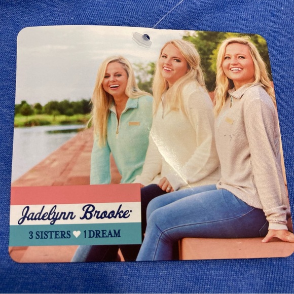 NWT JADELYNN BROOKE New Graphic Short Sleeve Flamingo You Are You Tee Shirt Med - Picture 9 of 12